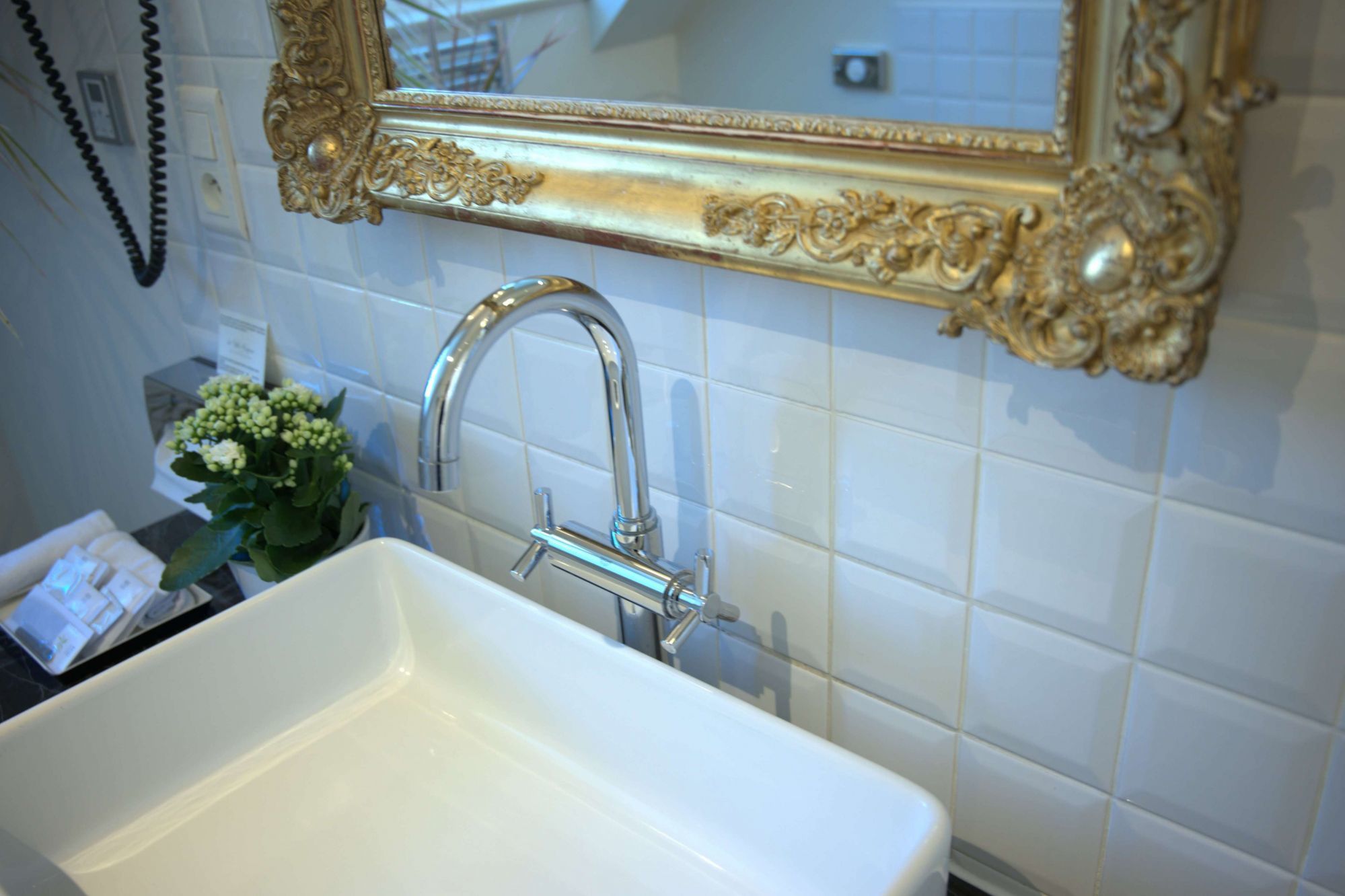 Hotel Villa Eugène - Bathroom